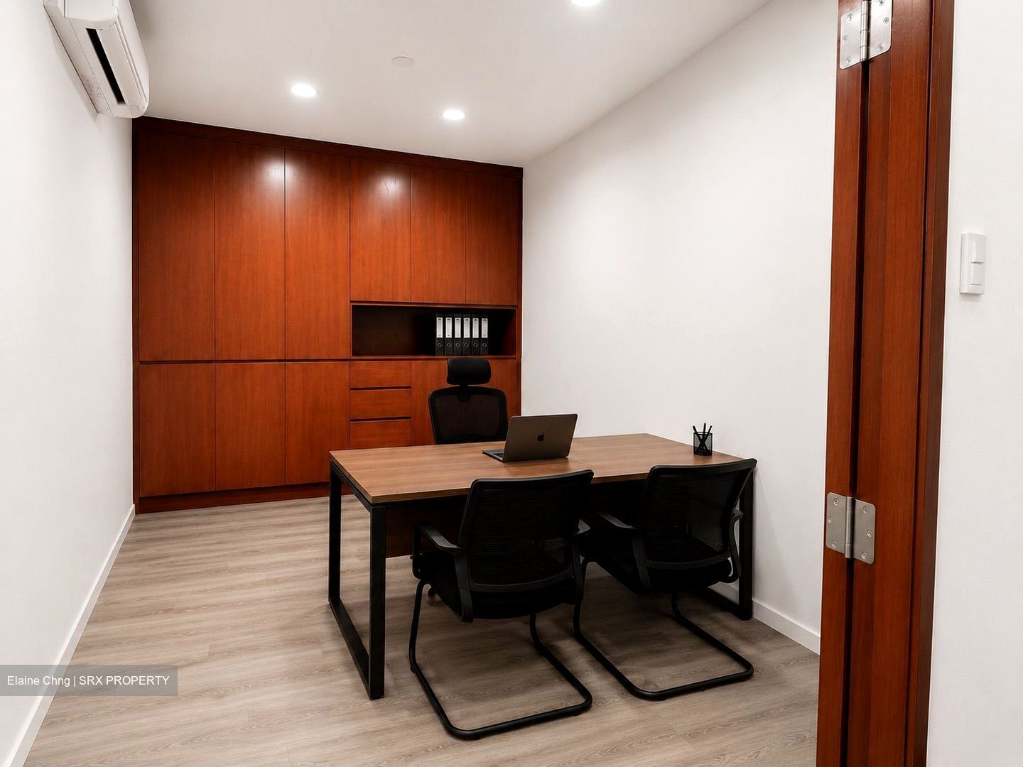 Toh Guan Centre (D22), Office #567258711